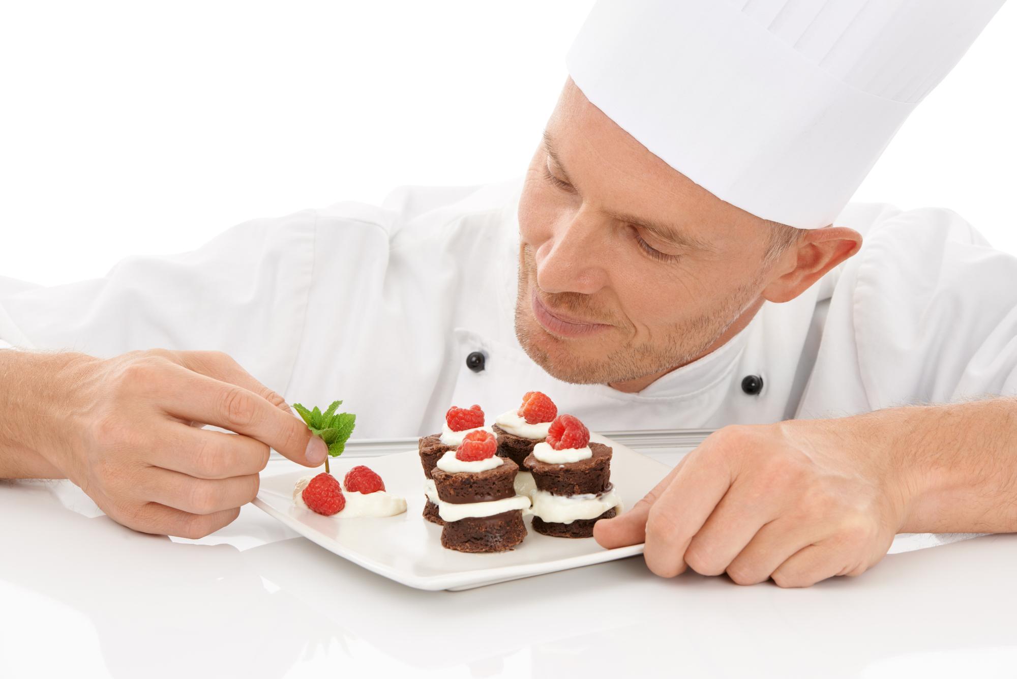 Preparazione dessert in laboratorio